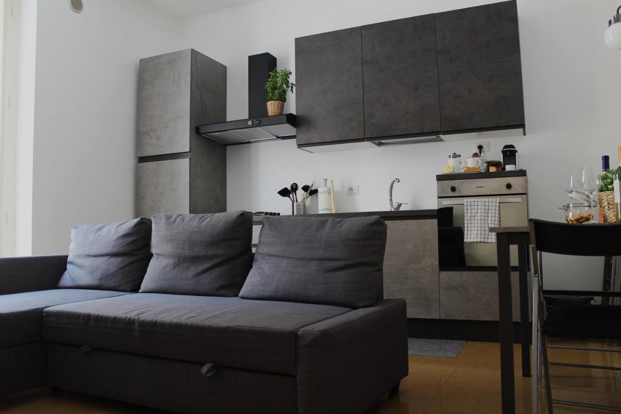 M&M Apartment Бари Экстерьер фото