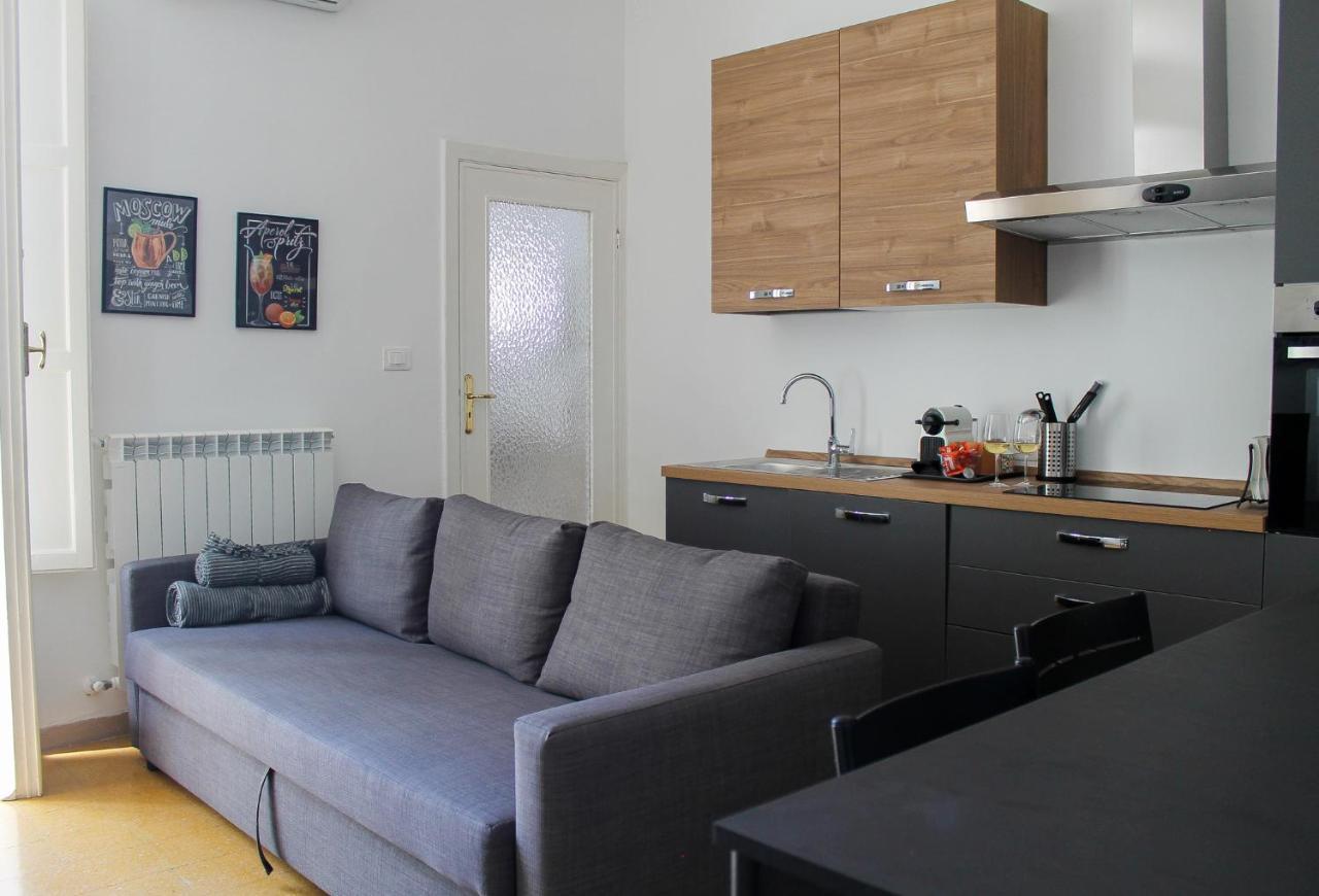 M&M Apartment Бари Экстерьер фото